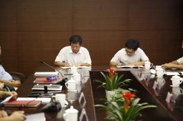 王景全副院长与薛刚总工程师签约 王景全副院长与薛刚总工程师签约