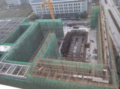 建设中的土木实验大厅 建设中的土木实验大厅