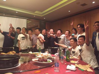 毕业十周年晚宴上合影 毕业十周年晚宴上合影